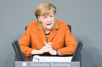 Меркел смъмри американския дипломат за използвания език