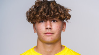 Младият български вратар Марио Младенов вече е основна част от