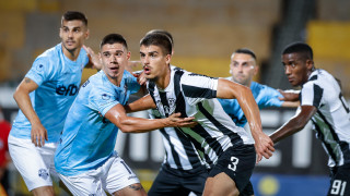 Защитникът на Локомотив Пловдив Калоян Костов е със скъсана предна