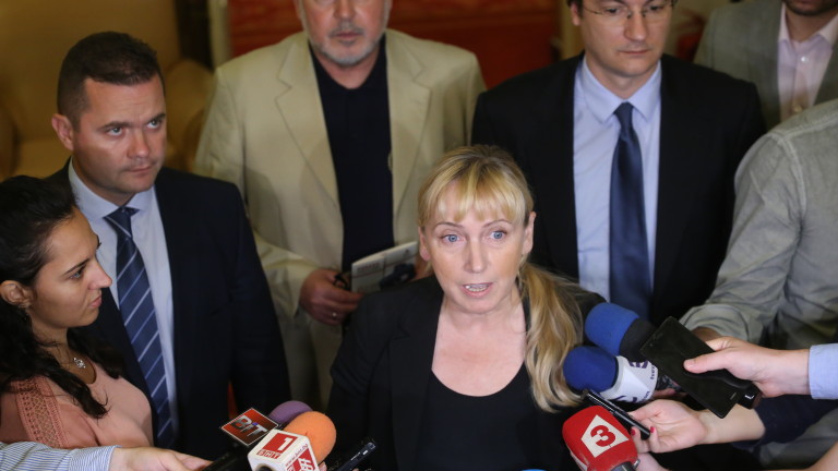 Скандалът в БДЖ е заради сигнал до ДАНС за злоупотреби; Прокуратурата вкара Елена Йончева в източването на КТБ 