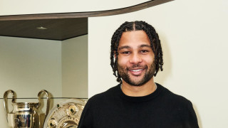 Играчът на Байерн Мюнхен Серж Гнабри подписа нов договор с