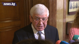 Разходите за аптеките не са високи и са еднократни, уверява Ананиев