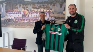 Директорът на школата в Нефтохимик на специализация в Италия