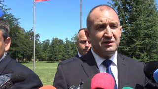 Президентът Румен Радев върна за ново обсъждане Закона за изменение