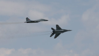Командирът на "Граф Игнатиево": Нальотът на военните ни пилоти още е недостатъчен