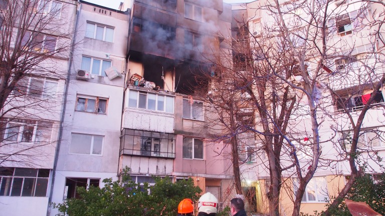 Взимат на специален надзор делото за взривения блок във Варна