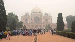 След Ню Делхи още два индийски града с най мръсен въздух