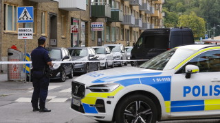 Шведската полиция задържа няколко души и отцепи голяма зона в