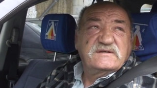 Емблематичният привърженик на Левски Петко Ленков е починал Той беше