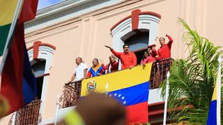 Президентът на Франция Еманюел Макрон изрази подкрепа за опозицията във