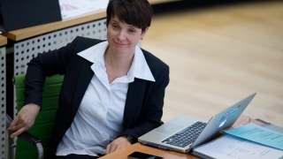 Антиимигрантската "Алтернатива за Германия" се готви за силно представяне на изборите в неделя