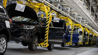 Автомобилната индустрия е в застой в световен мащаб, но не и в Румъния
