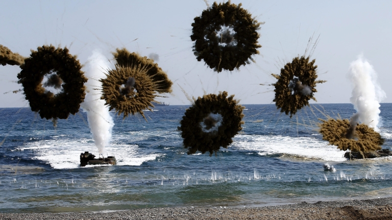 Южна Корея и САЩ започнаха мащабни военни учения под носа на вожда Ким