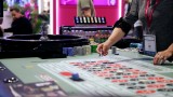 Индонезия задържа 321 чужденци за онлайн хазарт