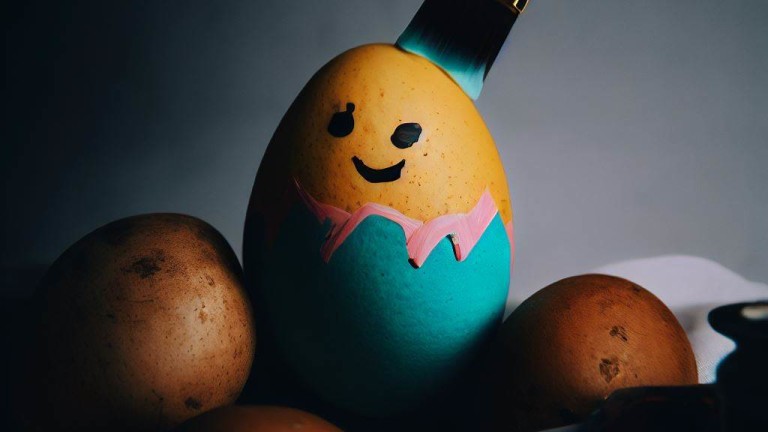 Скъп Великден: В САЩ ще боядисват... картофи