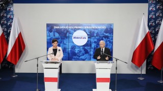 Полският премиер обяви че правителството на централноевропейската страна спечели спора
