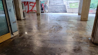 Таван на подлез се срути във Варна съобщава БНТ През съоръжението