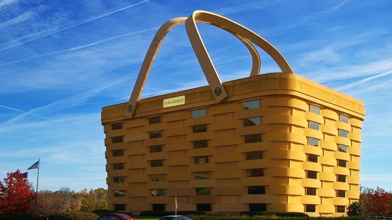 Няма кой да купи сградата кошница в Охайо