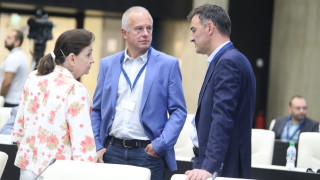 Моделът на Ананиев предизвика моментално въпроси и условия