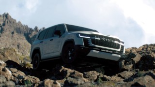 Клиентите на Toyota в Япония които поръчат новия Land Cruiser