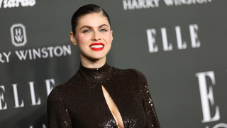 В края на 2021 г Александра Дадарио съобщи на почти 24