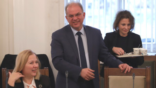 Оптимизъм за промените в Конституцията в кулоари