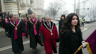 СУ "Св. Климент Охридски" чества патронния си празник