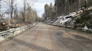 Възстановено е движението в прохода Петрохан за леките МПС Tова