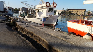 Мощното земетресение в Западна Гърция рано тази сутрин нанесе щети