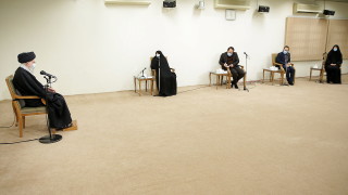 Правителството на Иран трябва да спазва условията на споразумението от