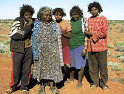 Австралия се извини официално на аборигените 