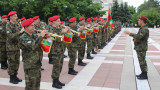  В Благоевград изпратиха още над 100 военни за присъединяване в КФОР 