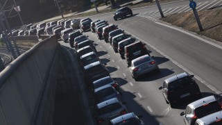 Голямото пътуване преди празниците се очаква да започне днес следобед