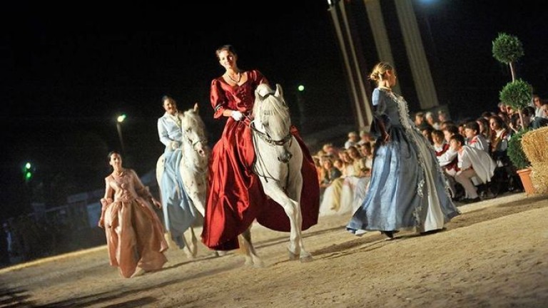 Танцуващите кралски коне идват за пръв път в България