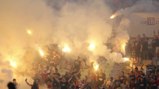 Фенове на ЦСКА протестираха тази вечер в центъра на Русе