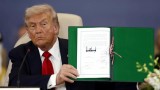 Тръмп подписа мирното споразумение между Израел и Хамас
