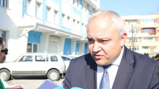 Заловени са шофьорите на всичките три буса с мигранти засечени