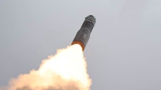 Северна Корея изстреля балистични ракети край източното си крайбрежие