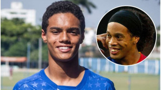 Синът на бразилската звезда Роналдиньо Жоао Мендеш подписа професионален