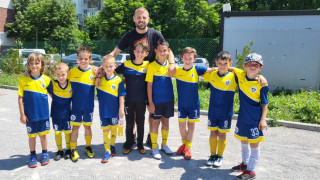 Първа купа в своята история взе отборът на родените през