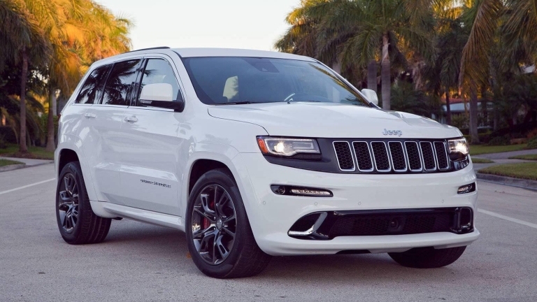 Най-мощният Jeep Grand Cherokee е готов за дебют в Ню Йорк