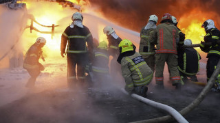 Руски сили атакуват за трети пореден ден съоръжения на украинската