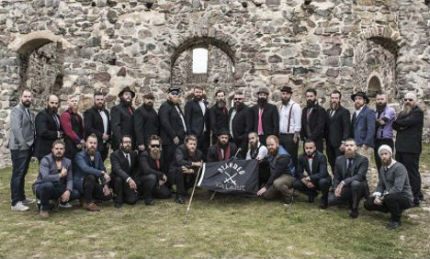 Полицията в Швеция разби клуб на бради шведи