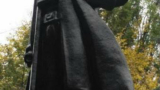 Одески художник превърна паметник на Ленин в Дарт Вейдър 