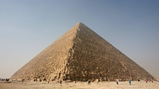 Откриха две неизвестни камери в Хеопсовата пирамида, имало "аномалии"