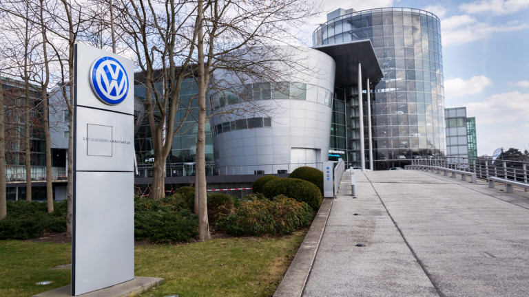 Volkswagen осъществява най-обширната инициатива в историята за електронизация в автомобилната