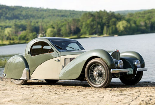 Откриха колекционерско Bugatti в гараж на покойник
