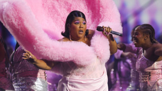 През цялата си кариера Лизо е имала позитивно отношение към