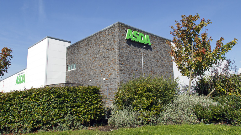 Стотици магазини от веригата Asda във Великобритания ще помагат за