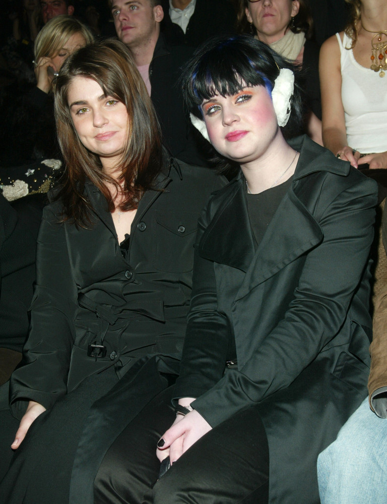 Ейми и Кели Озбърн през 2003 г.